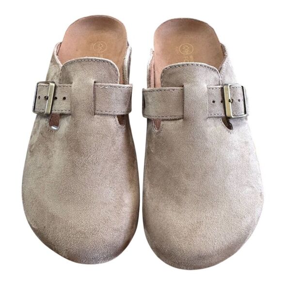 White Mountain Kids Suede Clogs Tan with Adjustable Buckle Size 3 - Picture 2 of 11